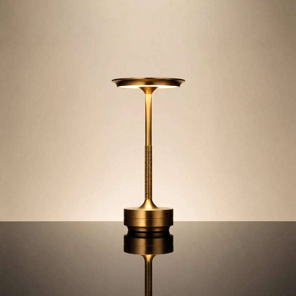 Solva cordless table lamp in brass